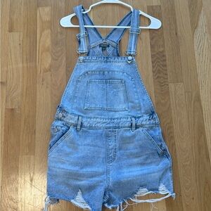 Wild Fable Denim Overall Shorts • Small • Distressed Light Wash